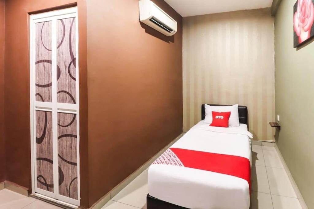 Parc Hotel Pelangi Damansara Petaling Jaya Exterior photo